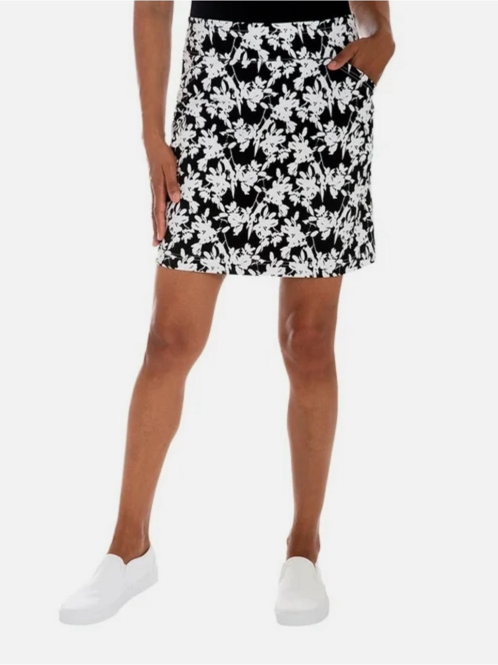 Mario Serrani Black & White Floral Skort